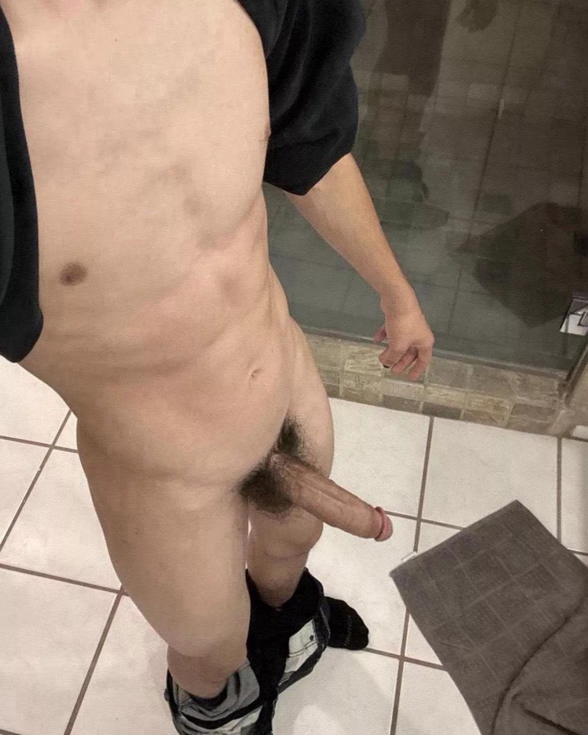 18 m4m needing daddy’s to jerk off and cum with posted by Key_Engineering_1036