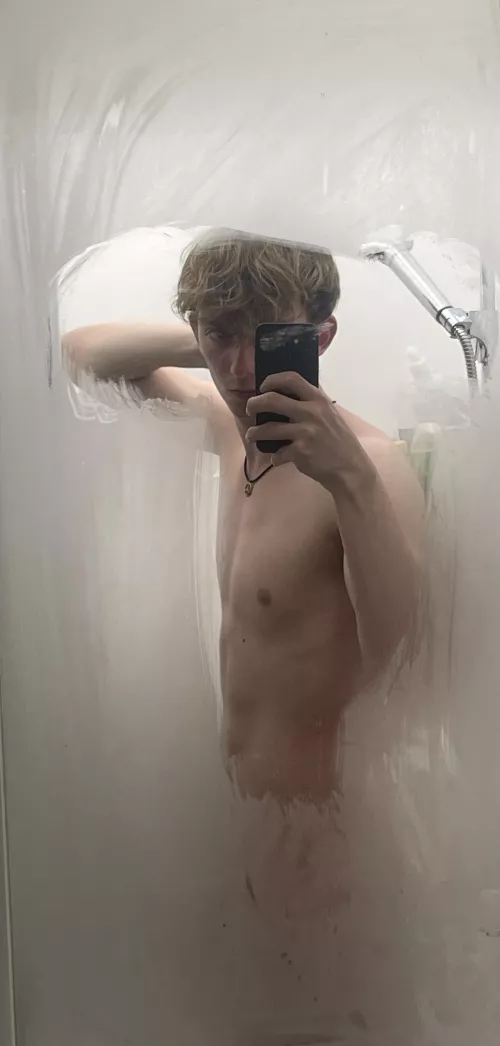 [18] upvote for full pic 😏 by SnooPaintings5282