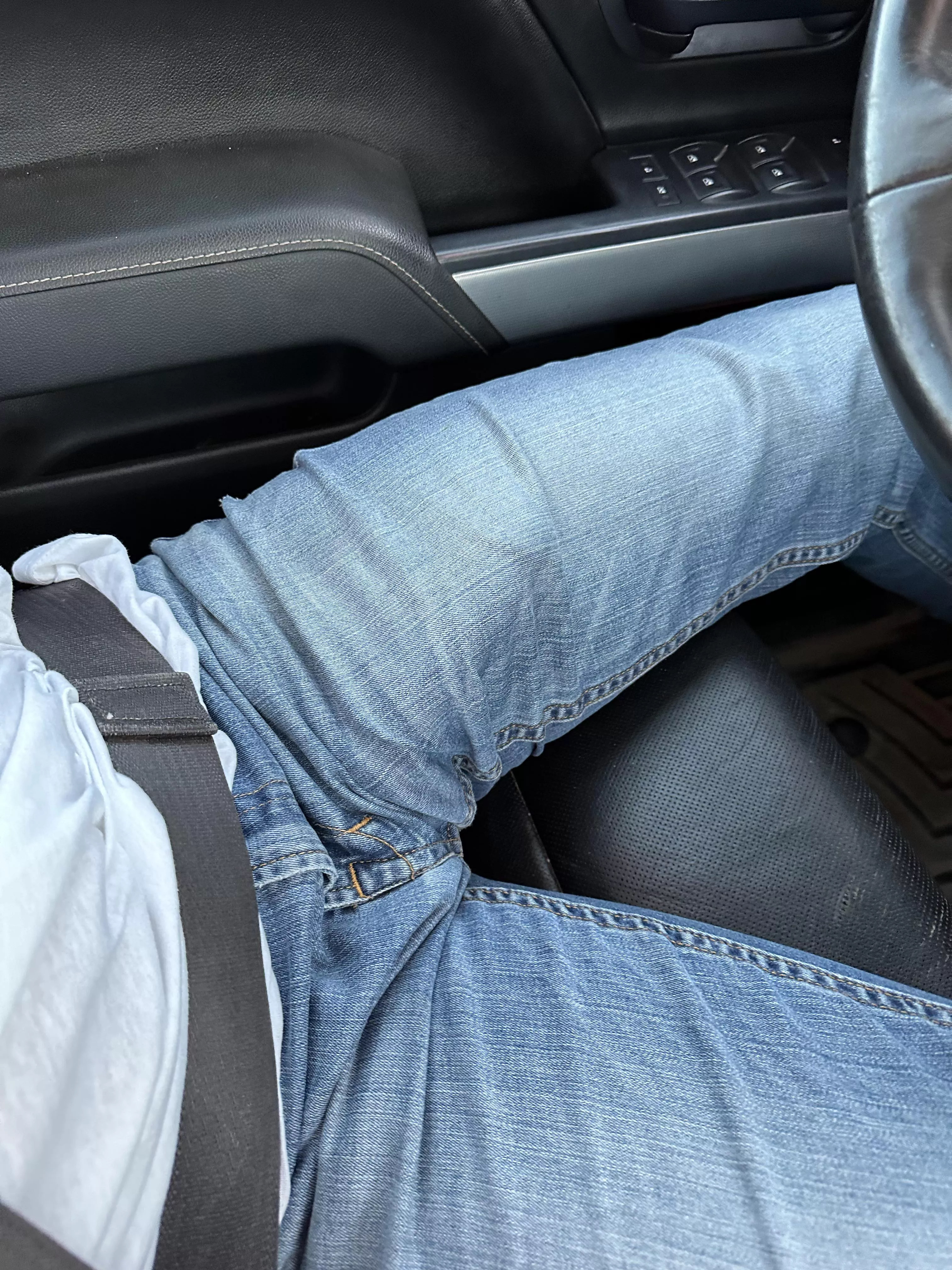 Almost camouflaged outline  posted by Jrodzeros