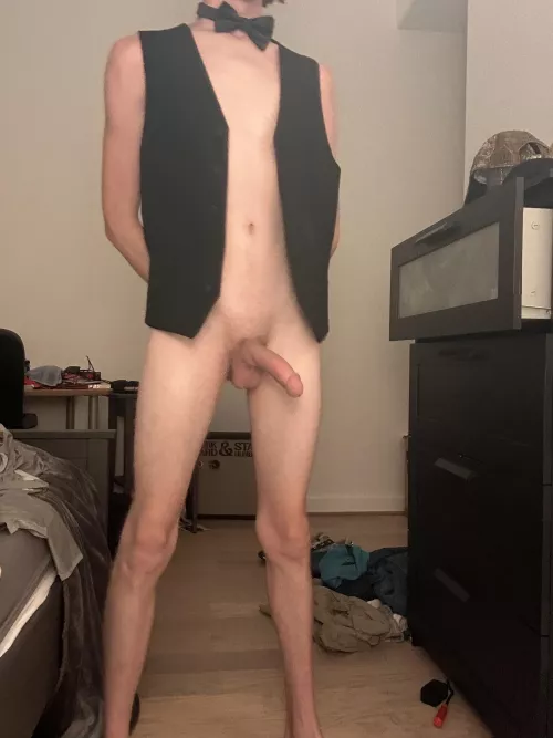 Anyone in Houston need a waiter for an event? 18 by OnionEquivalent3016