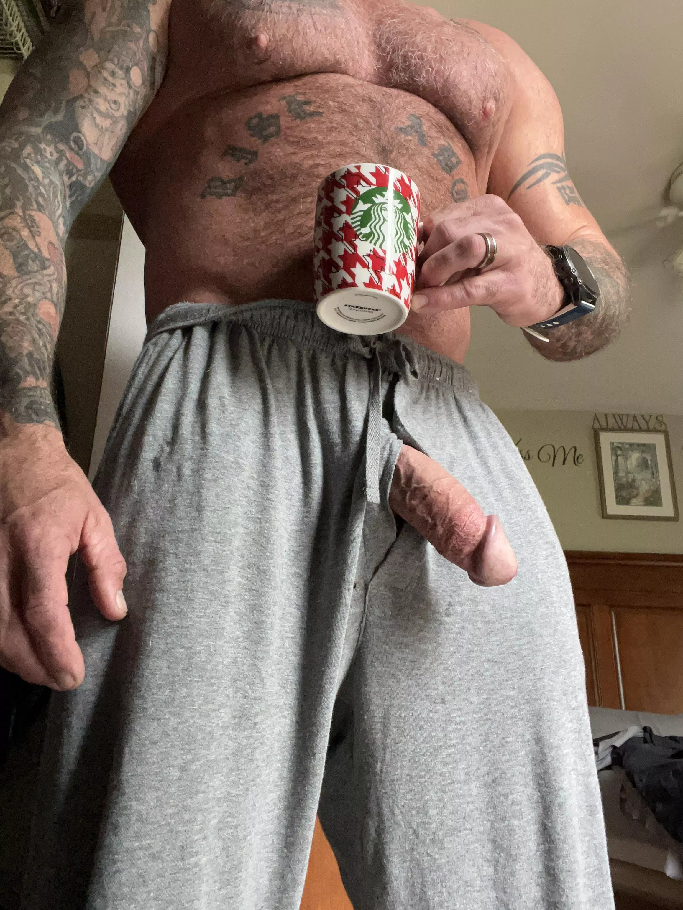 Be a good girl and top off daddy’s coffee (50) posted by Feeling_Mountain_244