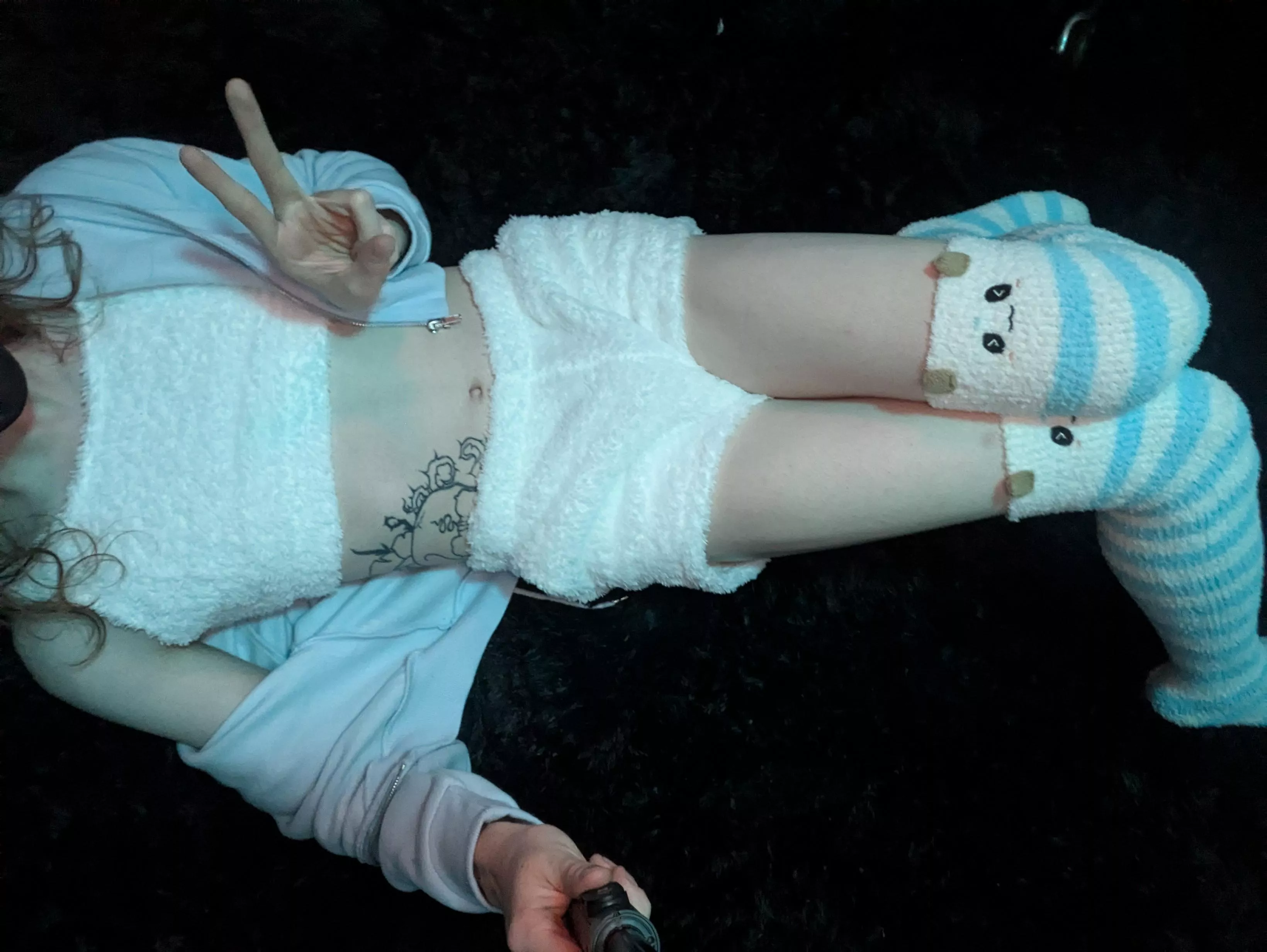 I kinda like this blue :3 posted by Fish1327