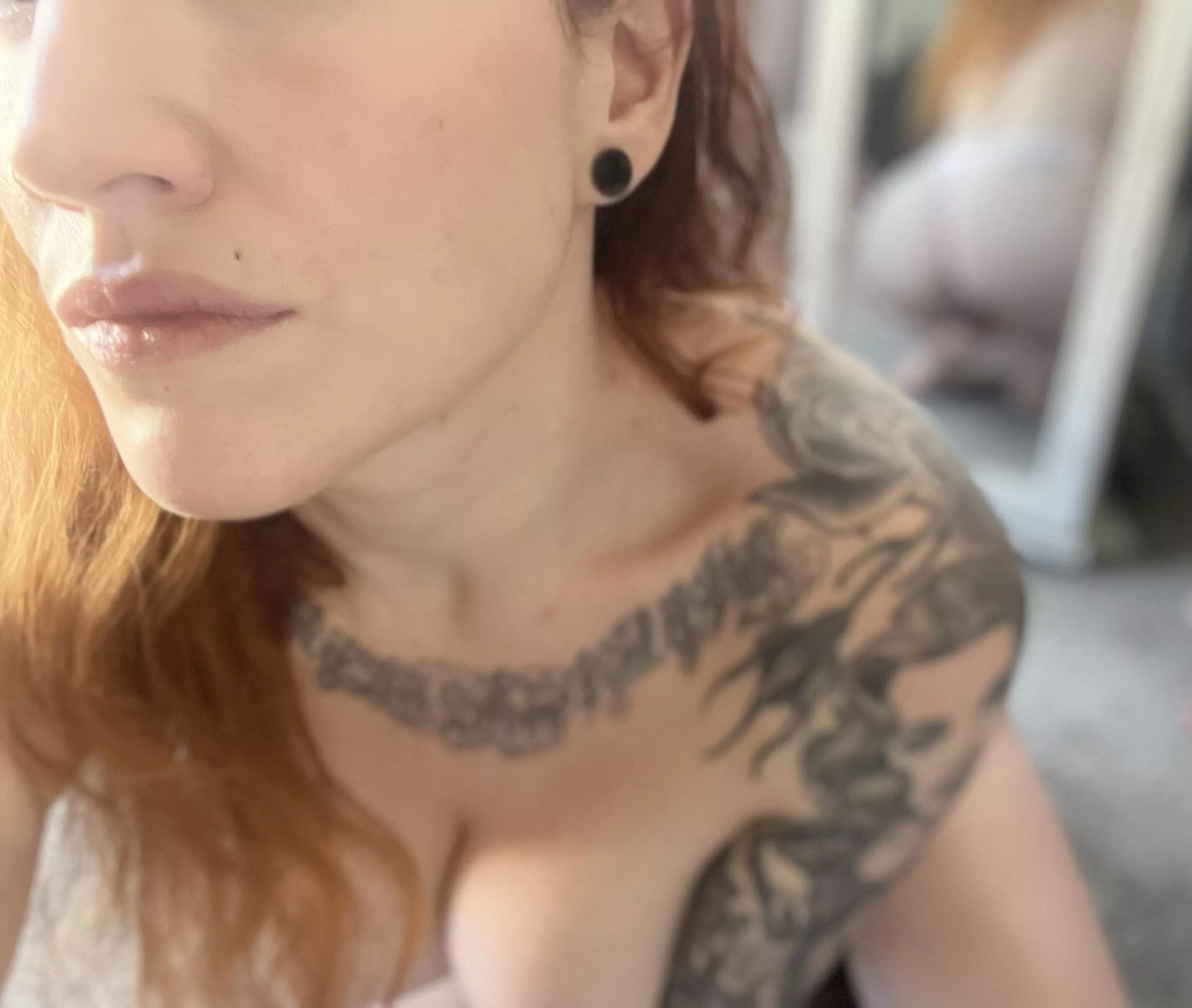 I love this picture I took of myself... natural lighting posted by ZaryaMoon