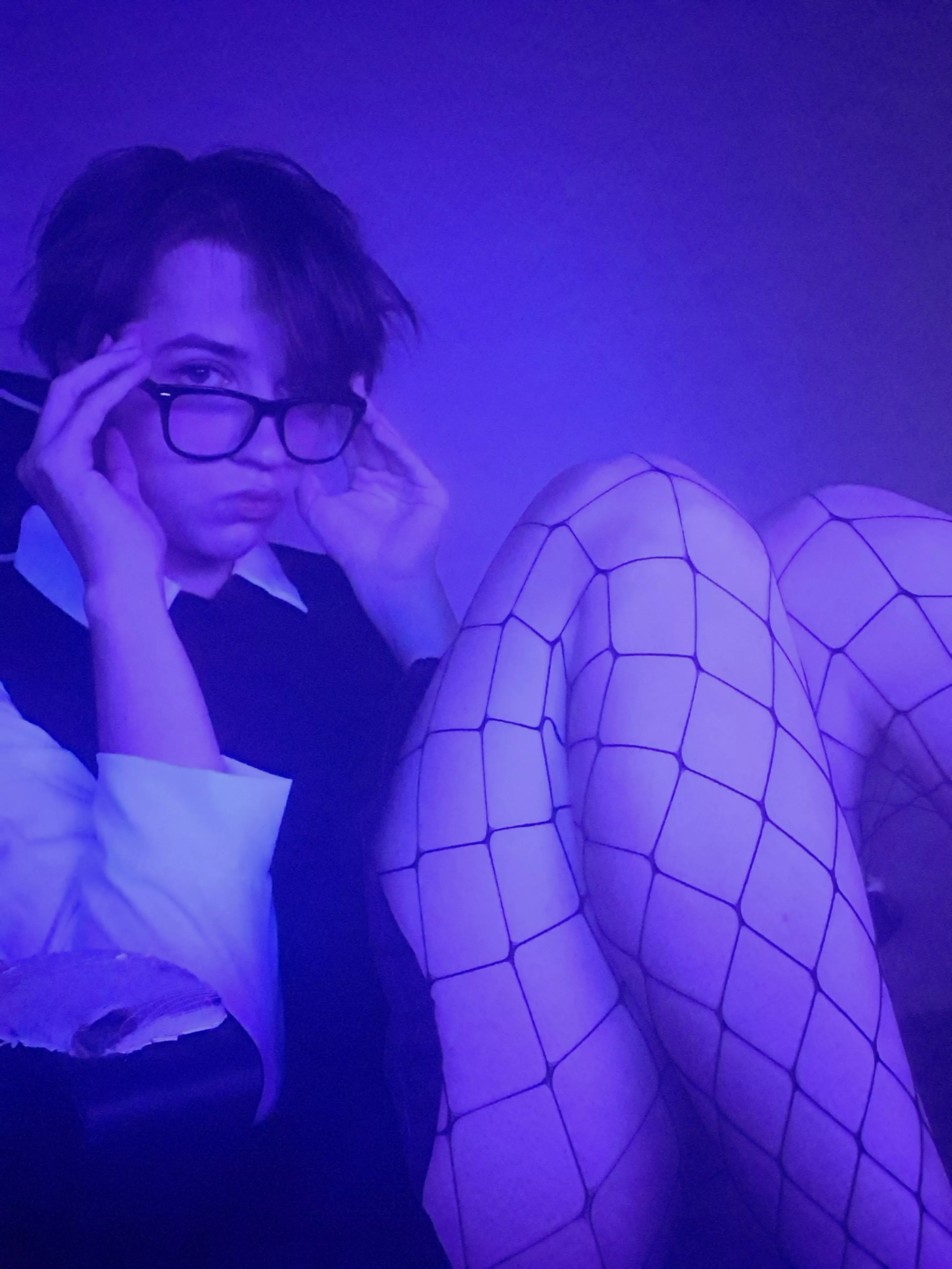 im a little blue :3 posted by Cutie1703