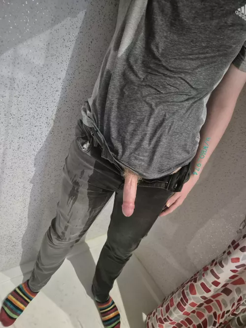 Just soaked myself, love this feeling 💦 by WHO_974