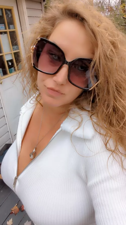 Love my Natural DDs in Winter ❄️ White  by Bellamusaitaliana