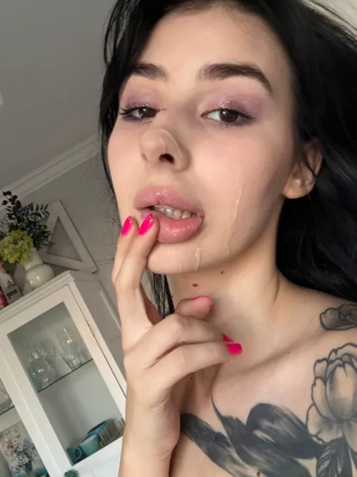 My face is like a cum catcher by smallboobsbabe