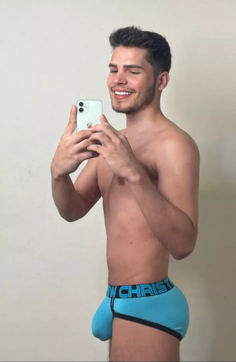 Packing in the front 👀 posted by Good-Trash3459