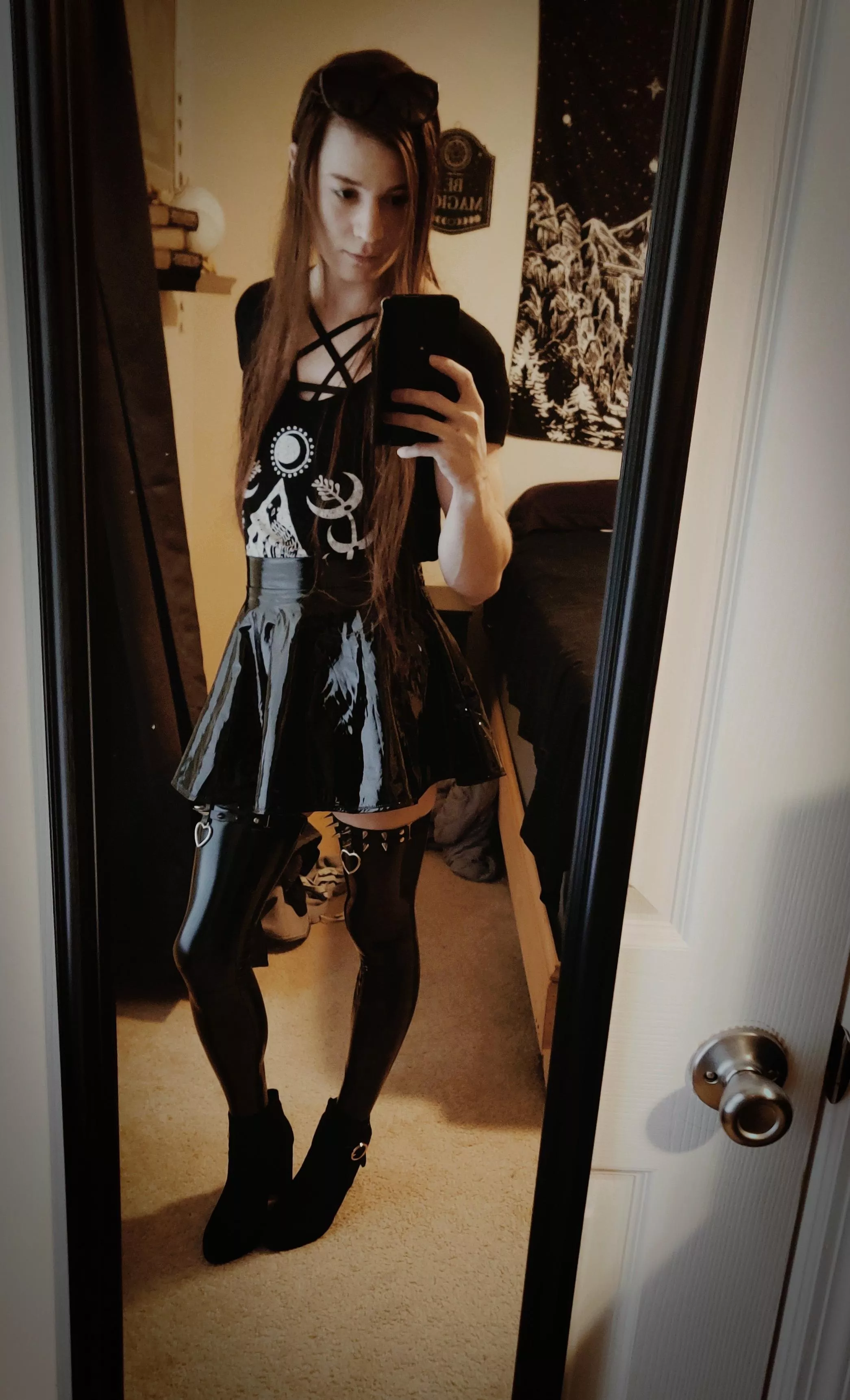 Still finding my style 🙃 posted by Sufficient-Maid-1623