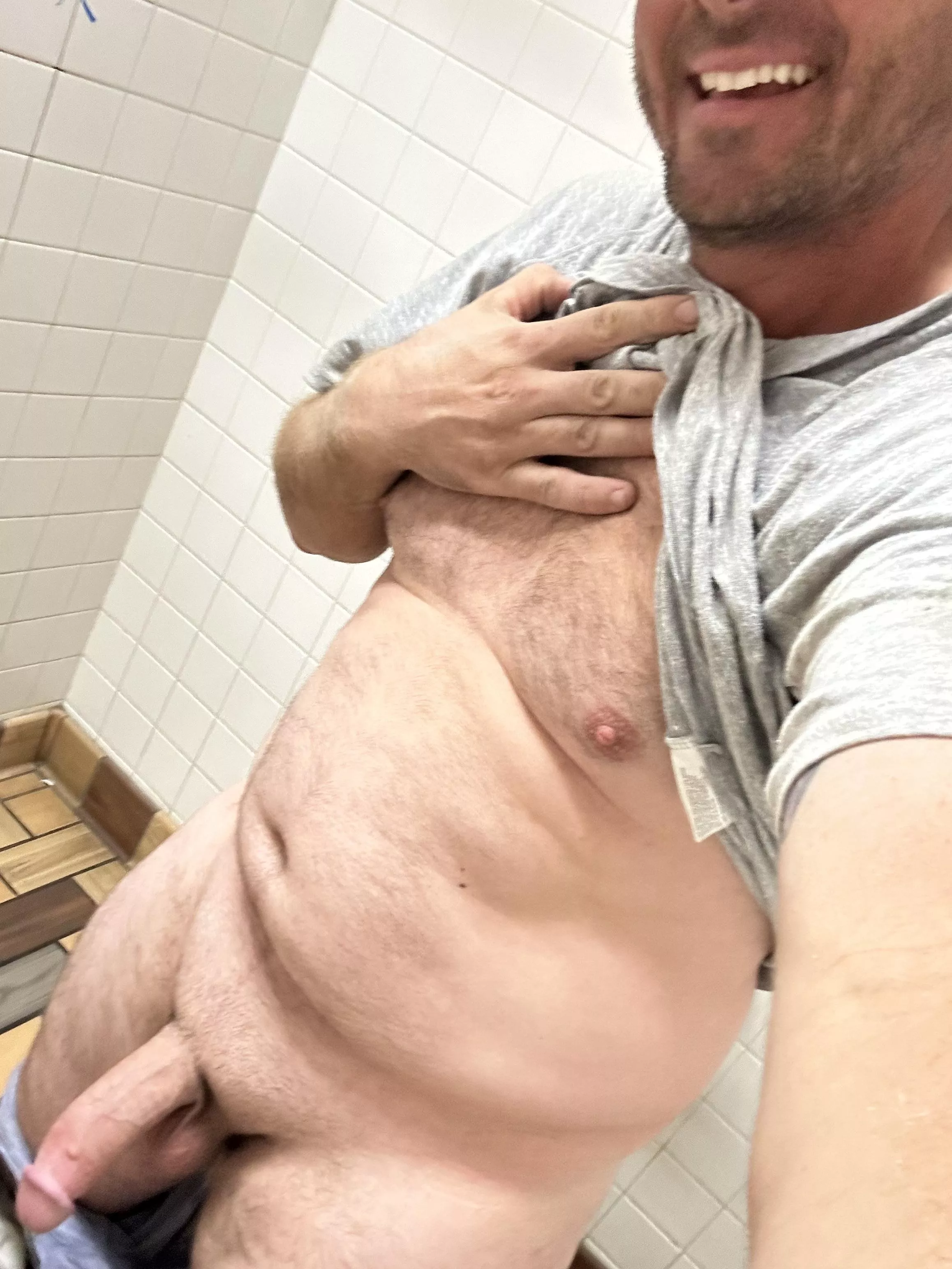 Wanna see more comment or dm me I dare ya  posted by chicago123450