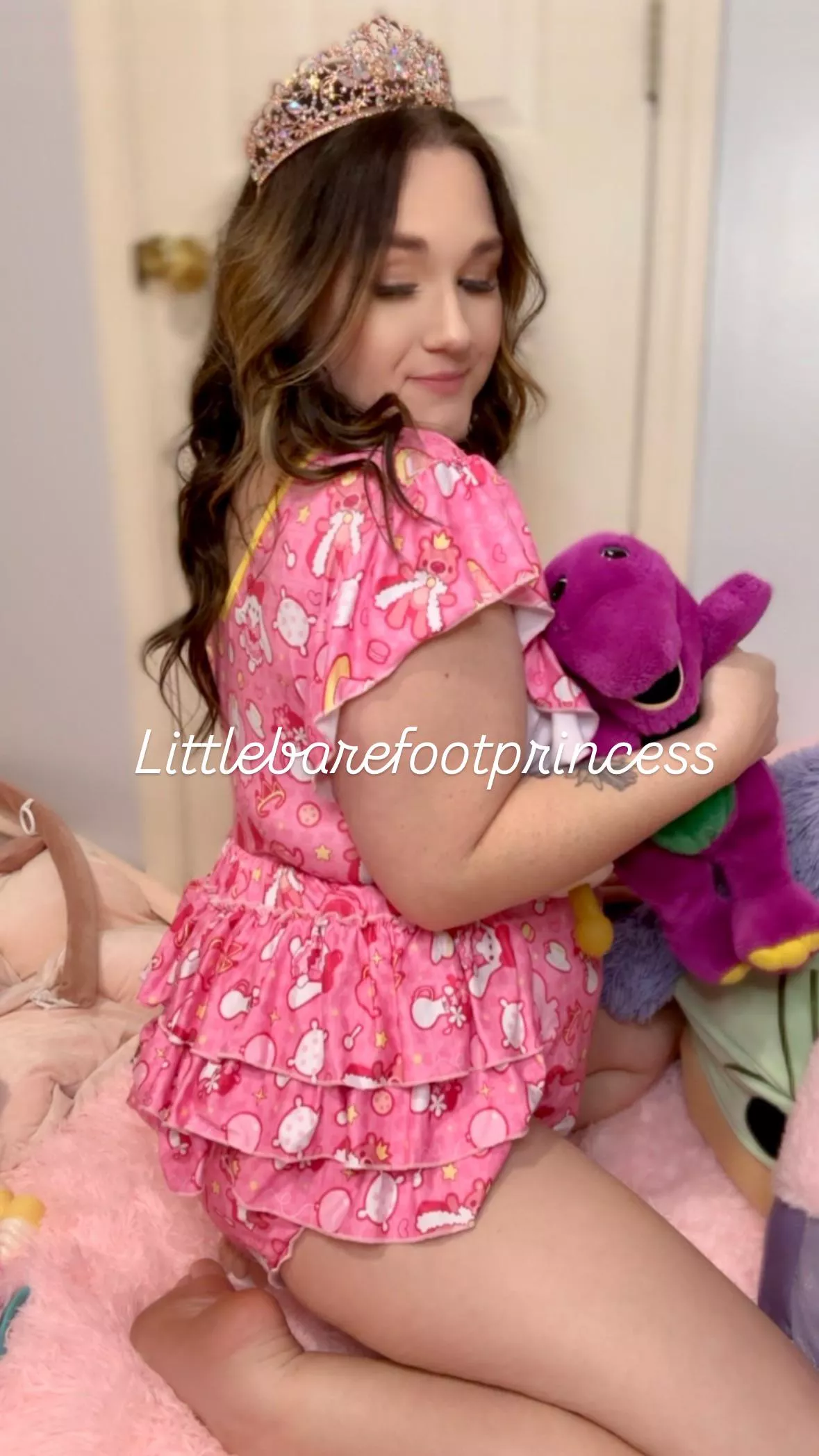 Wonweyyyyy kitty  posted by lilbarefootprincess