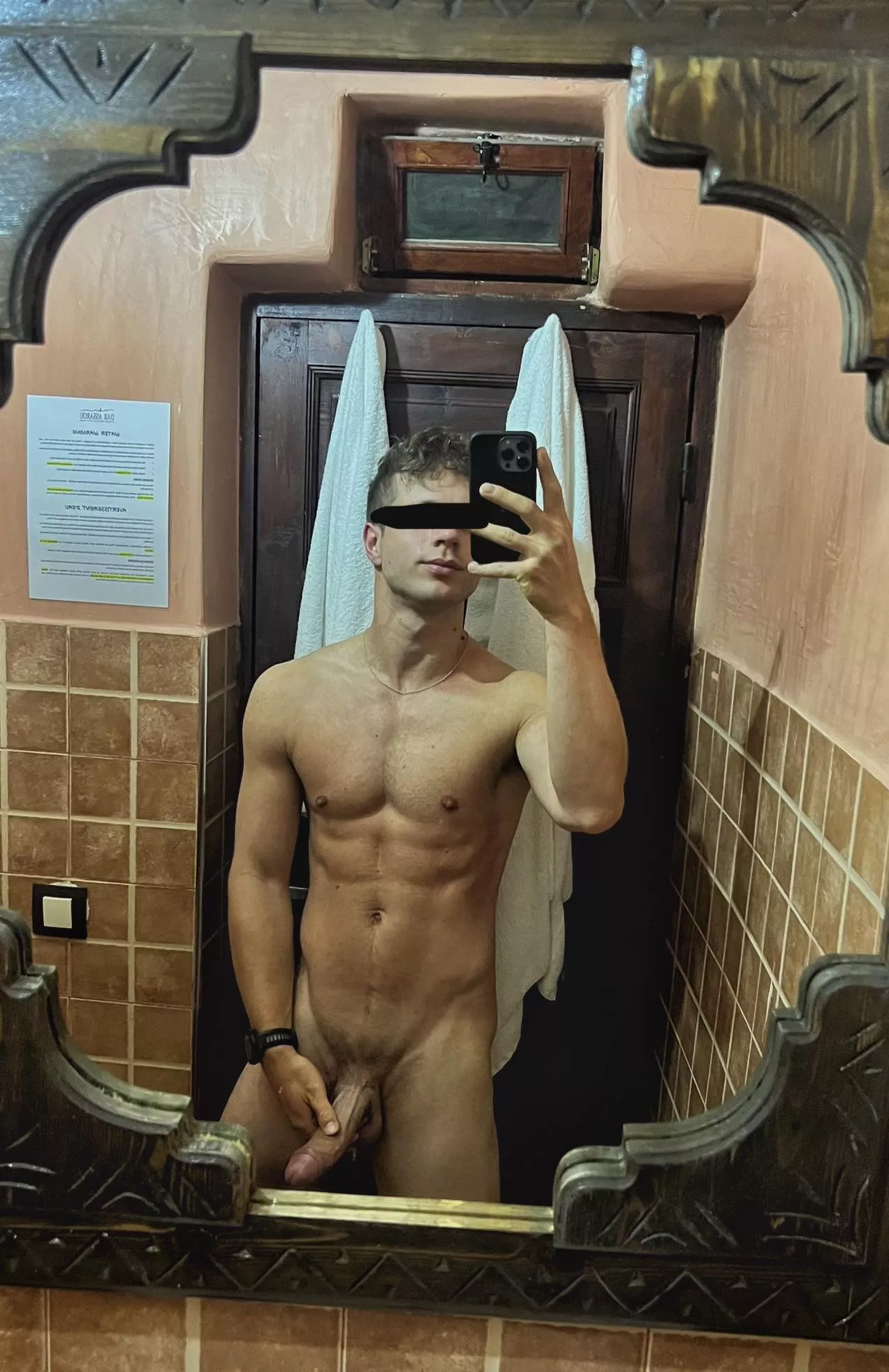 [29] even on holiday I’m taking nudes for you all  posted by helpmeimafish21