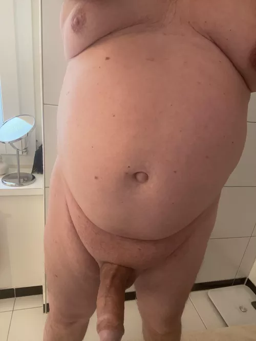 (58) hope you like my dad body? DM me by Peter_0099