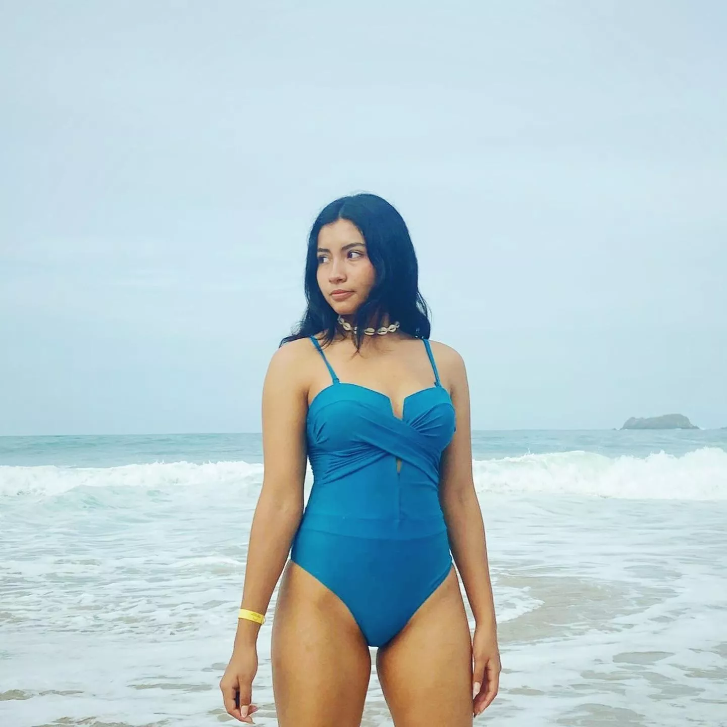 Blue posted by WorryZealousideal655