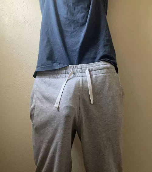 Bulged outline by Jakzum