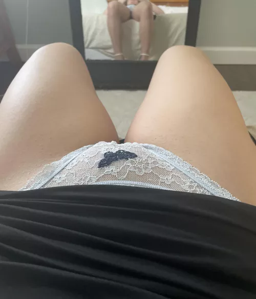 🦋[f] by Emmashared