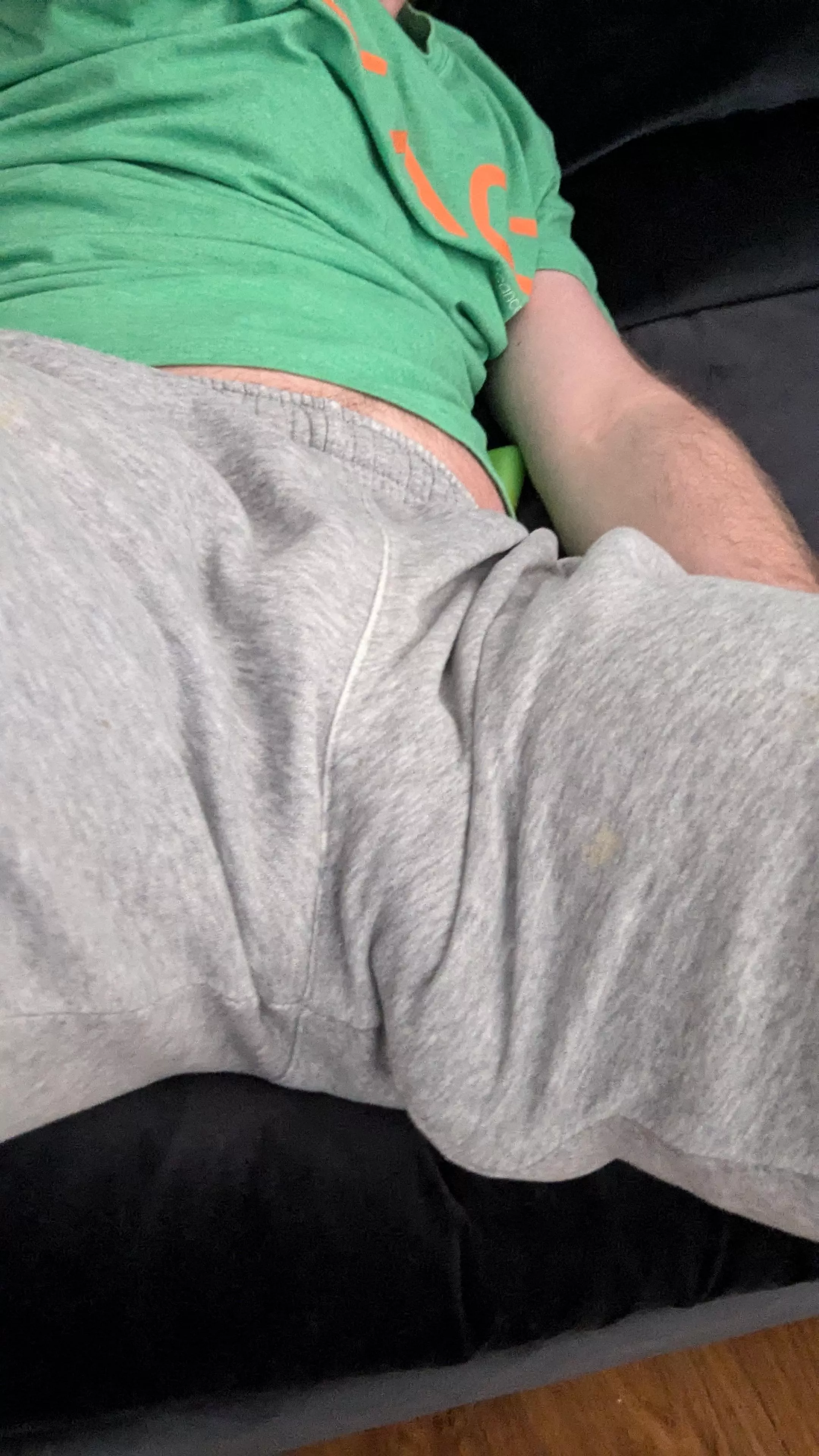 Hanging down (33) posted by eyestouch