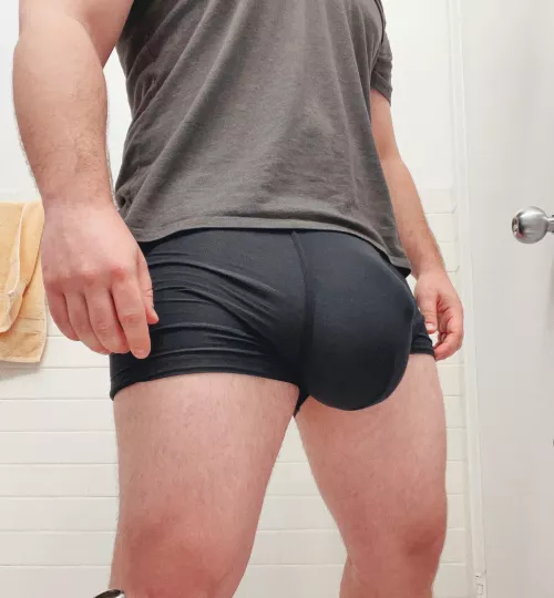 Ngl the pumped balls bulge feels pretty good  by tdrxtmp