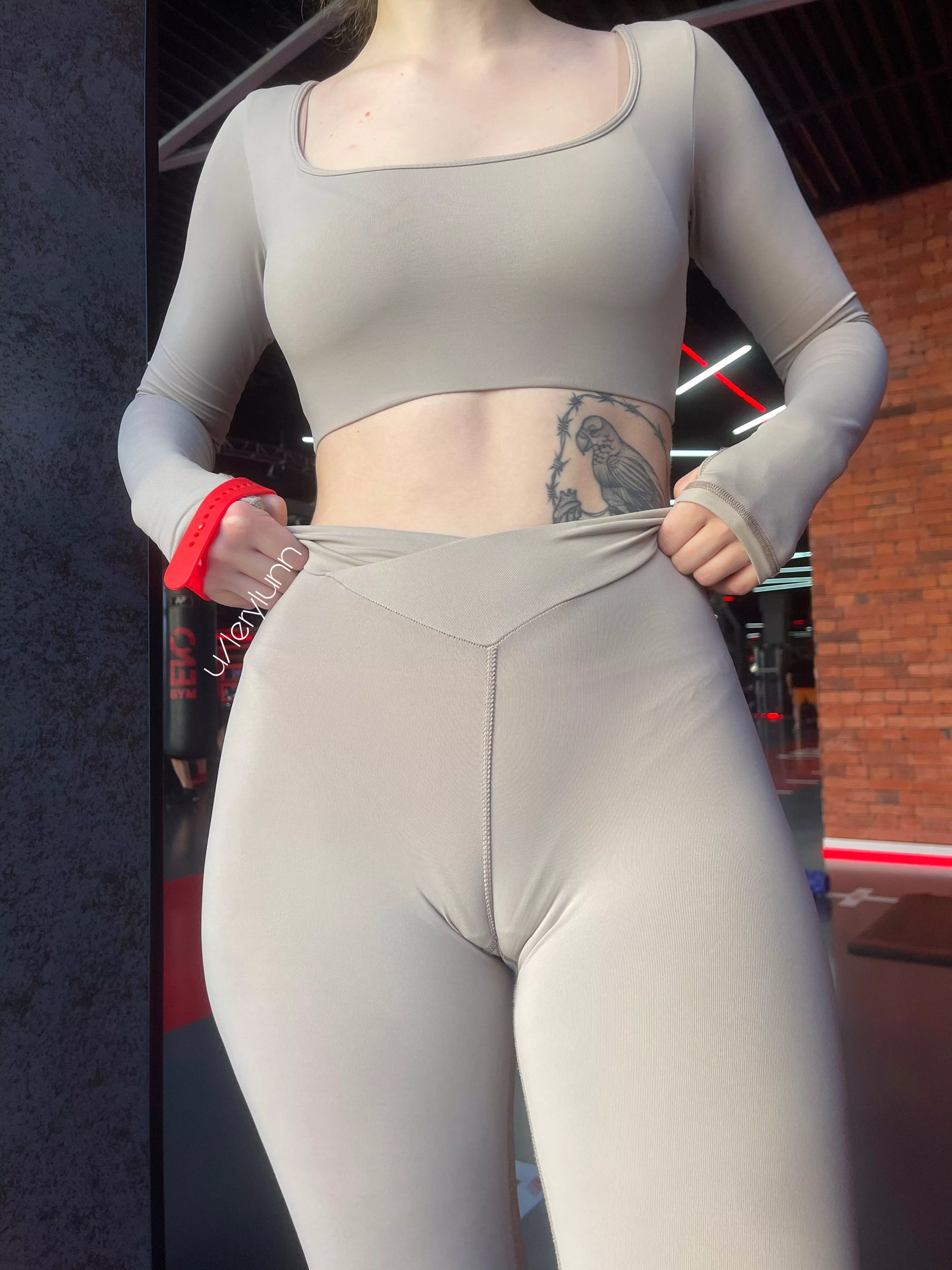 Tigth gym outfit posted by lerylunn