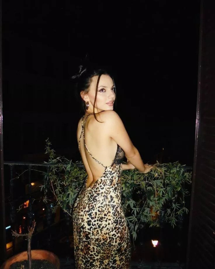 Dafne Keen posted by AcceptableClimate534