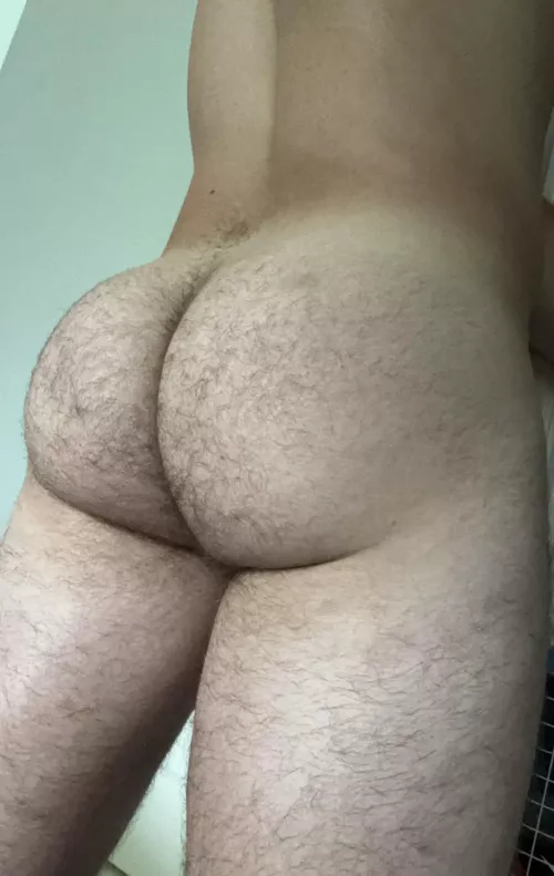 Feelin' heavy after leg day [24 usa] by Typical-West67