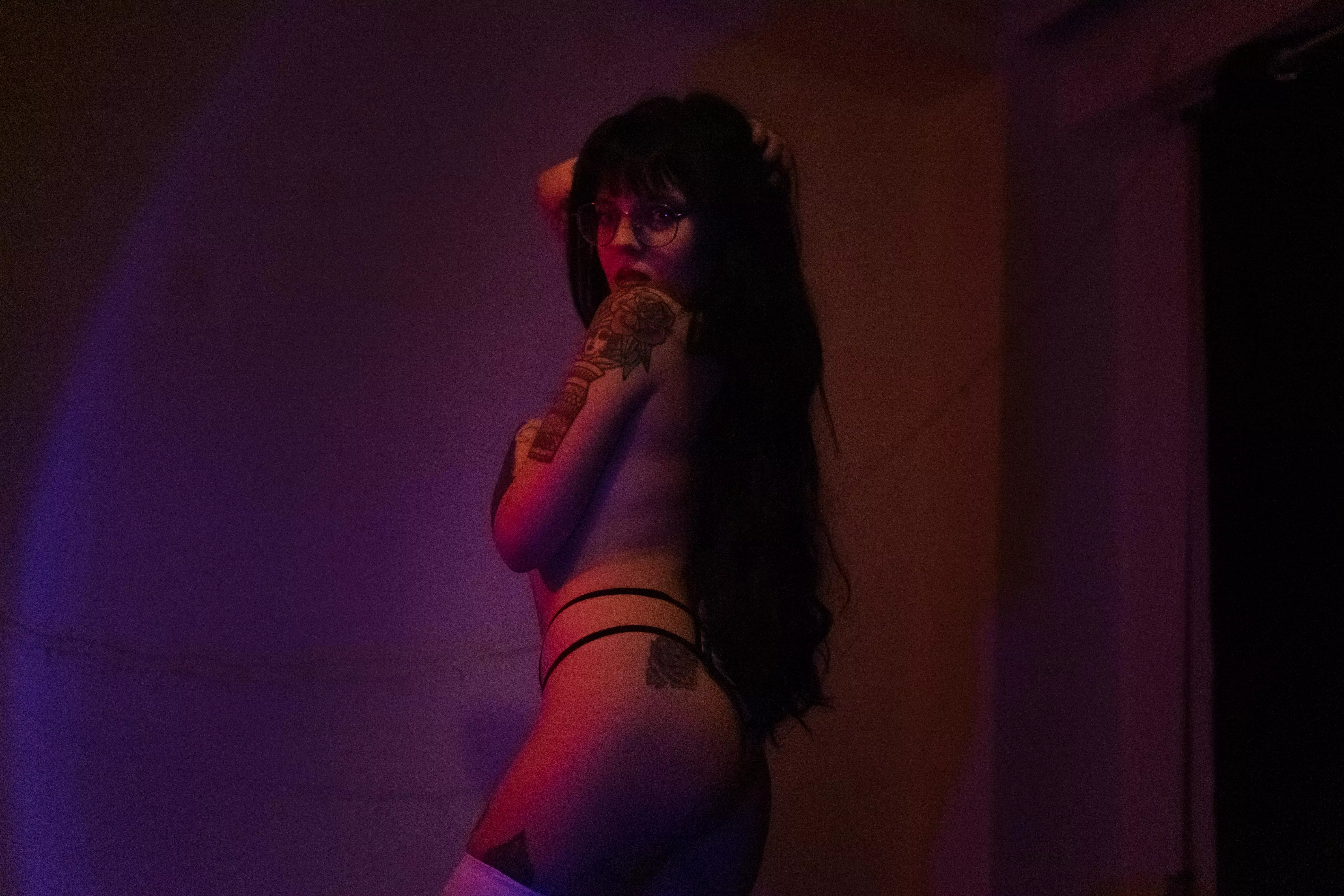 Here I am... what are you waiting for posted by cute_liss