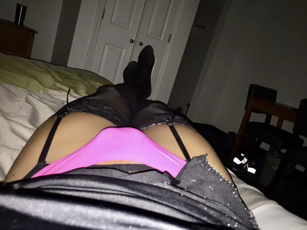 Hey, bro. Come on back. I’m in the bedroom. I wanna show you something. Now what?  posted by TulsaCD