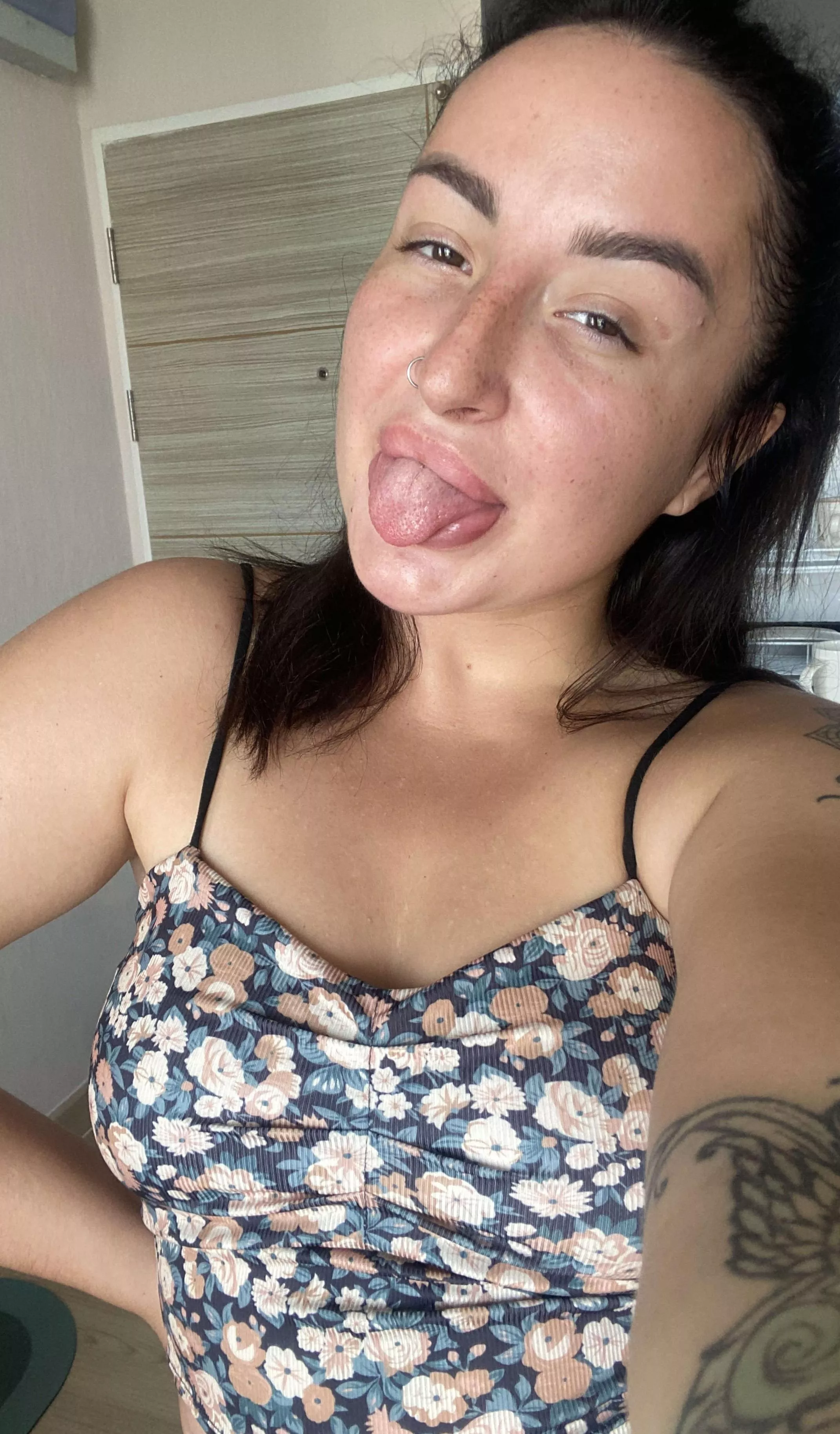 I feel beautiful here posted by Honey_Pleasure