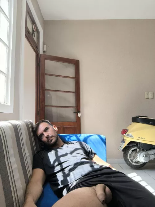 I fell asleep and my friend ran away! by Lucas-Badboy