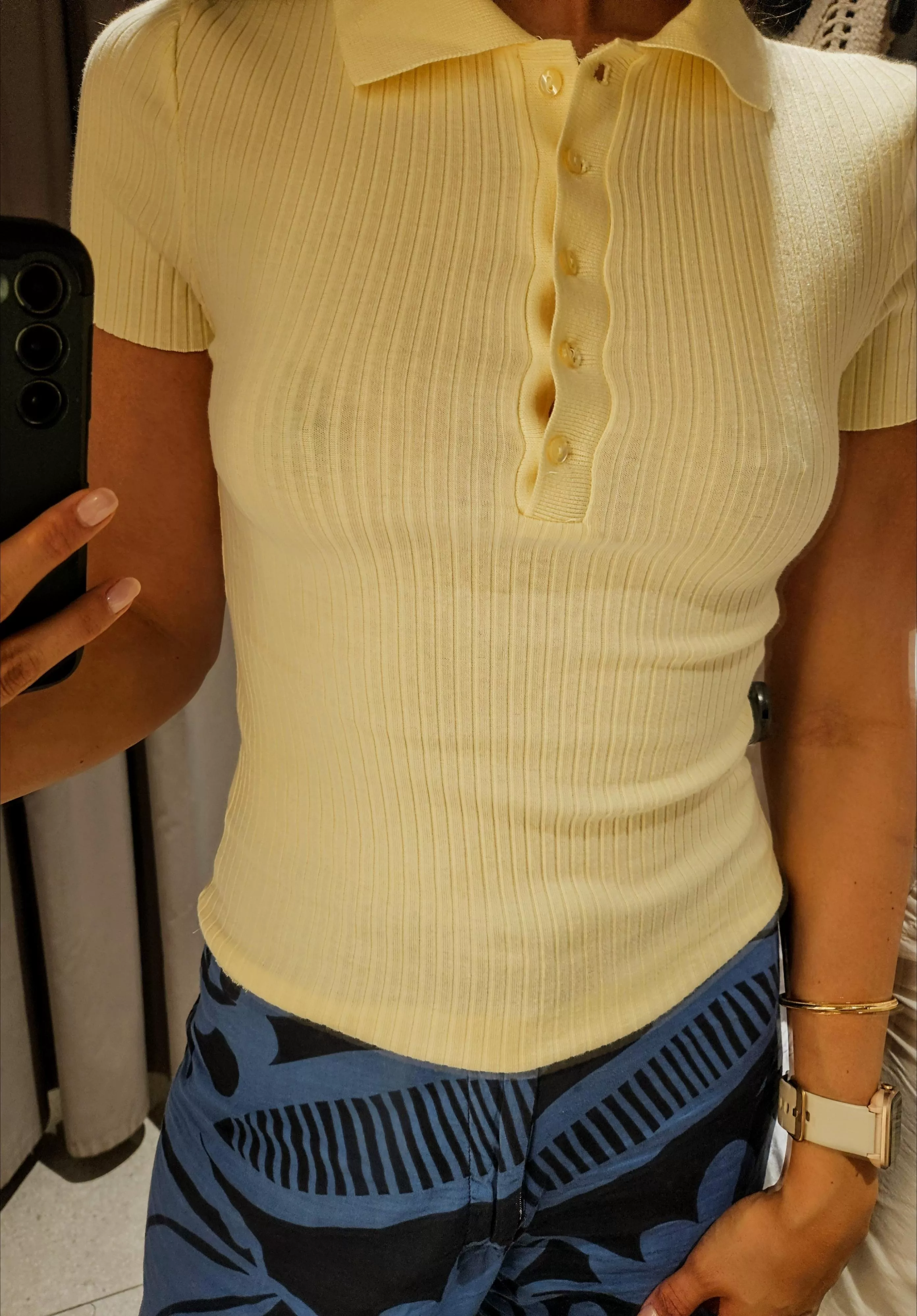 I wish someone would accidentally open my changing room...😏 posted by Soley_Yours_Alone