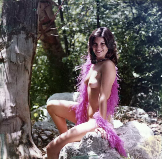 Lesllie Bovee (1977) posted by bil_sabab