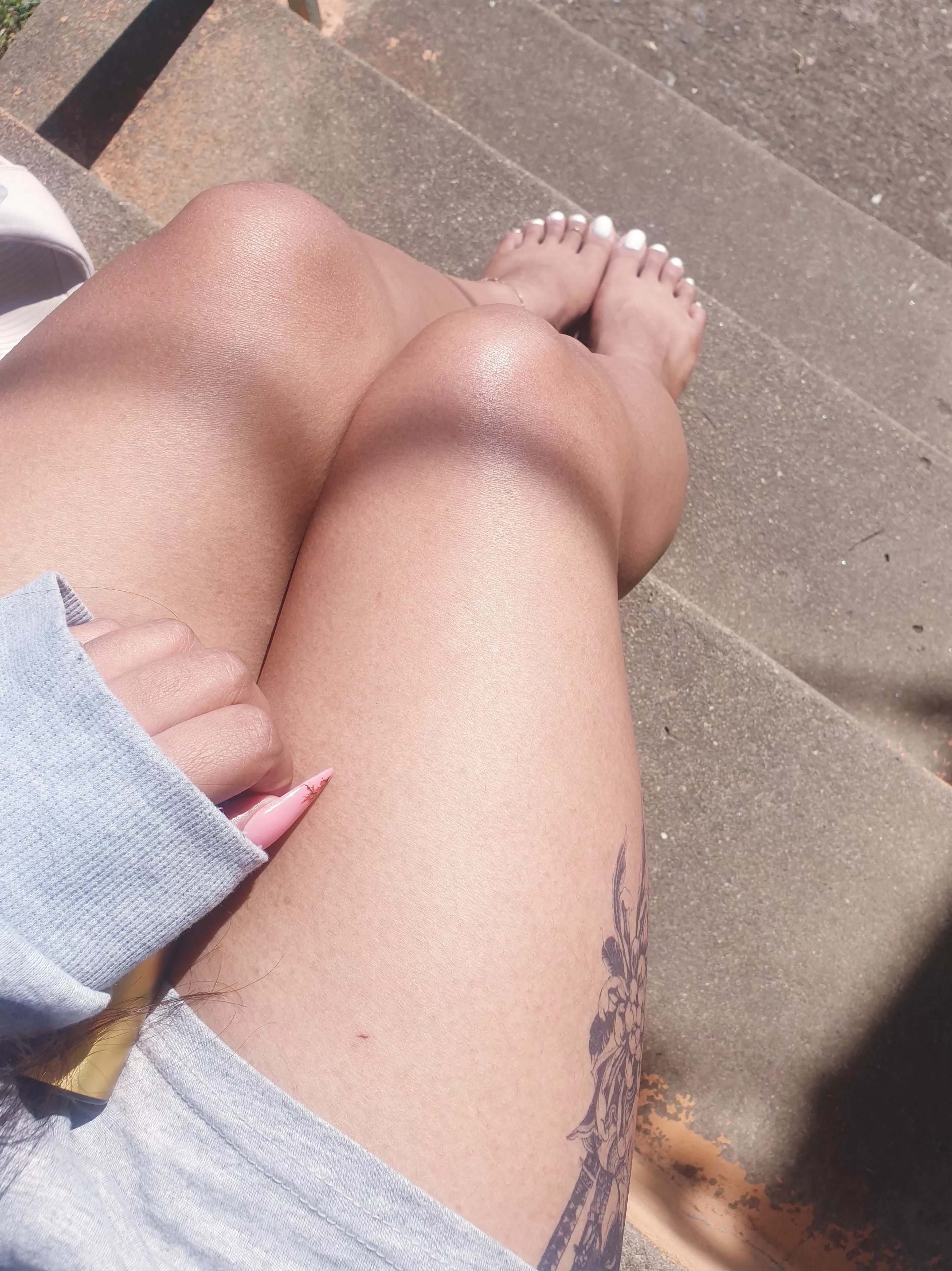 No title just thighs posted by Long-Beautiful-441