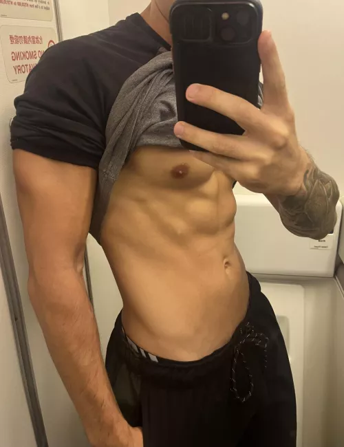 V check after 12 hours on a plane 😊😊 by TheeGuyDerek