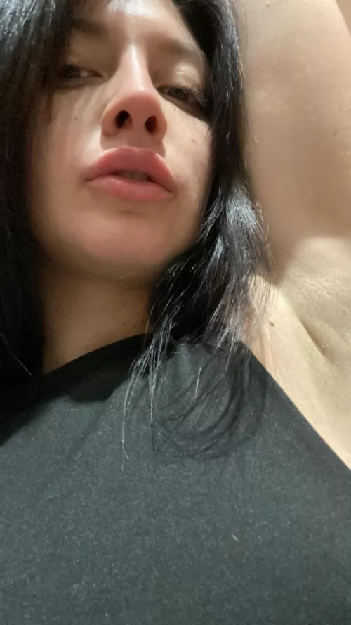 I just got home from the gym and I need help cleaning myself  by Babbyred5