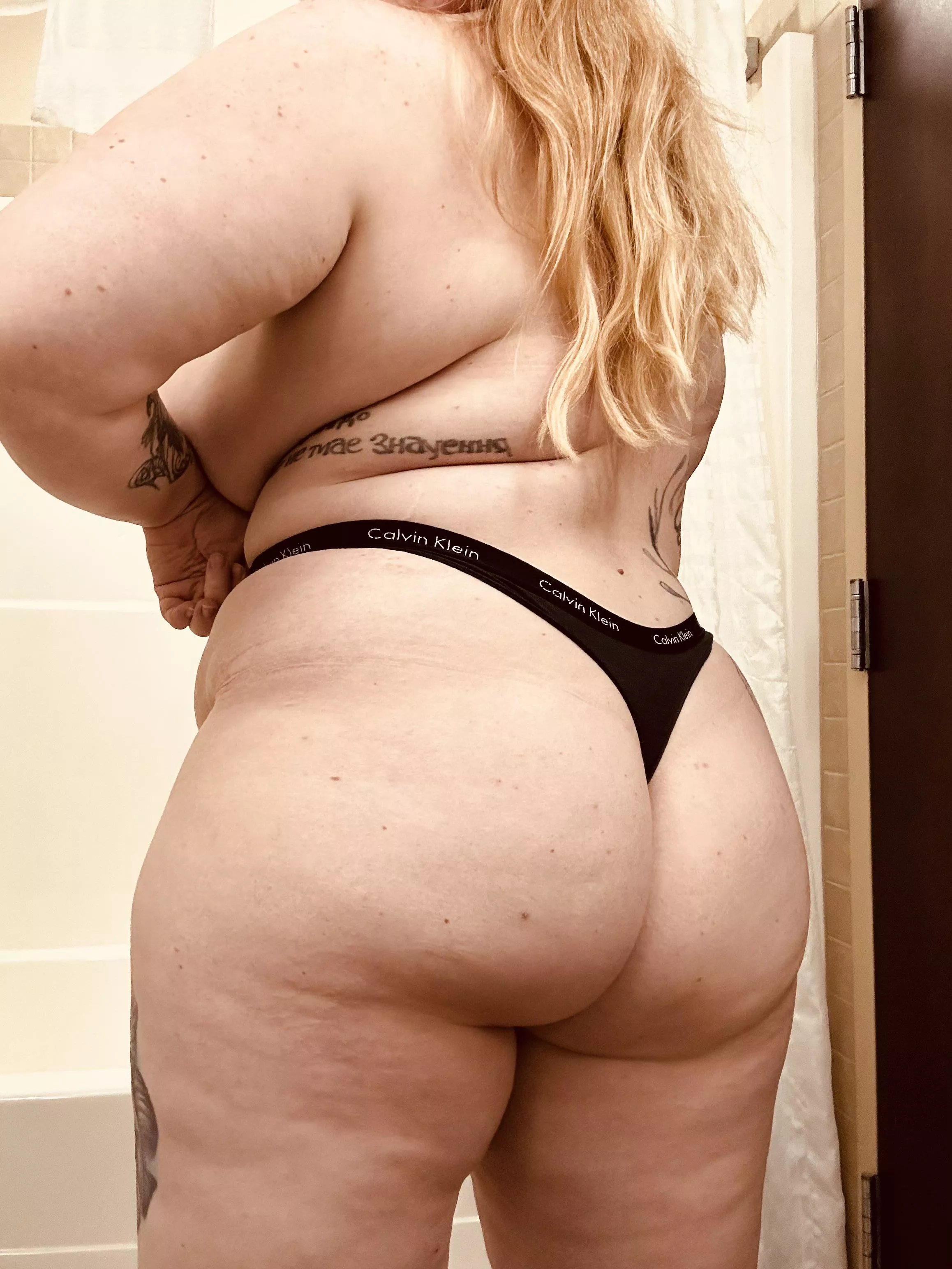 Thick and juicy  posted by titsandavocadoes