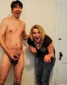 Cfnm posted by gunnzlz