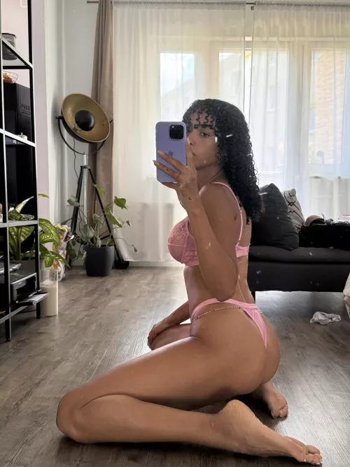 do you lick soles first or suck toes? by Aubreyheartsss