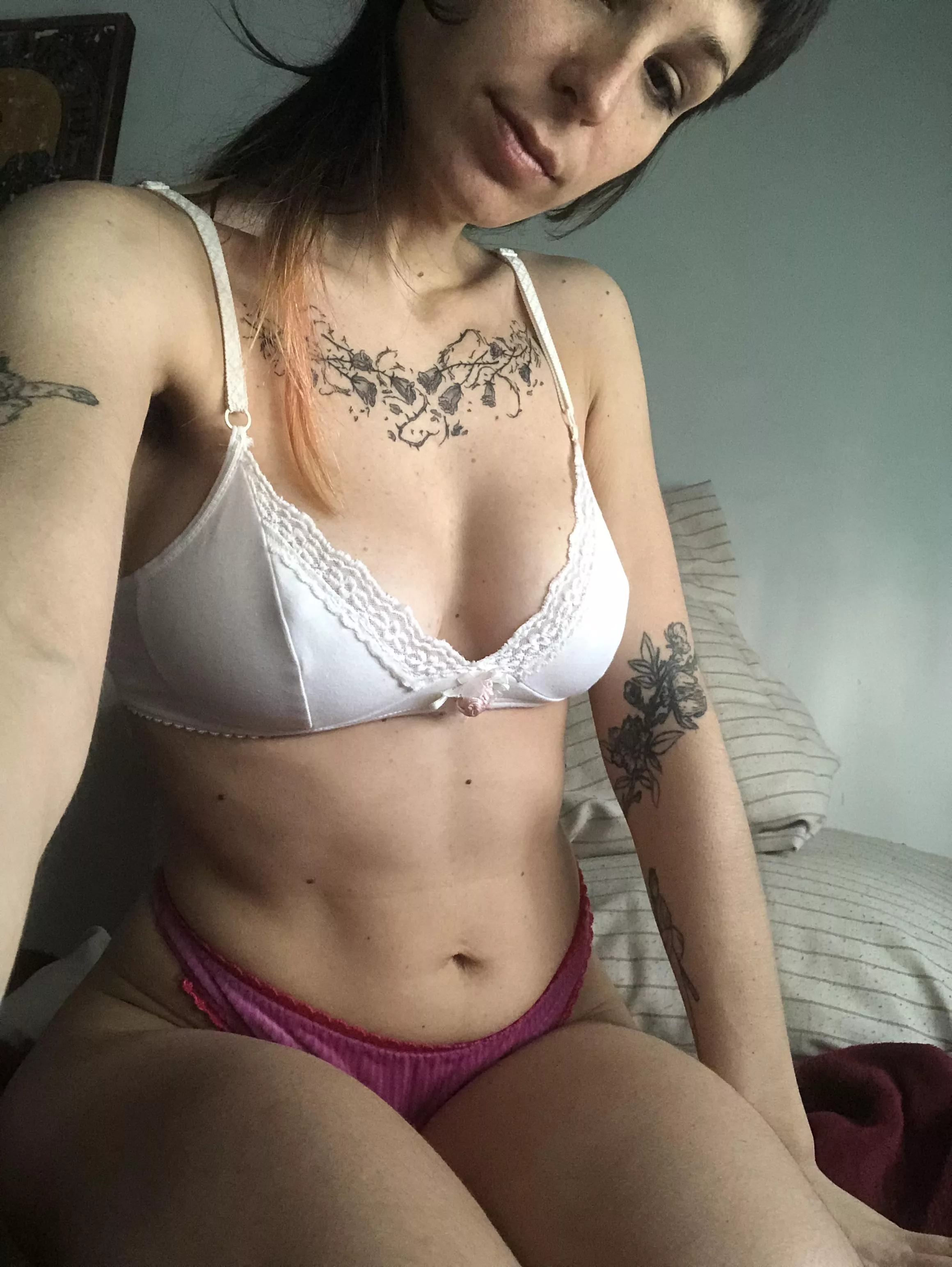 I like flowers 💐  posted by _Magdalena_0