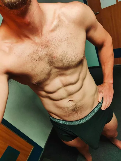 I think the V us trying to point at something... by Sailor-daddyyy