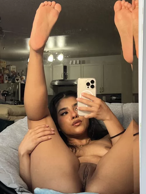 My life’s purpose is to be bred, I need your help :) by iitmythrowaway