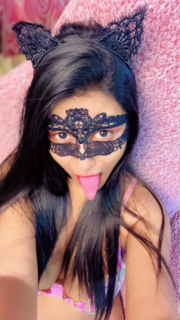 My tongue’s out and my pussy’s dripping, all I need now is you to feed me what I crave by Slutty_Brown_Bunny