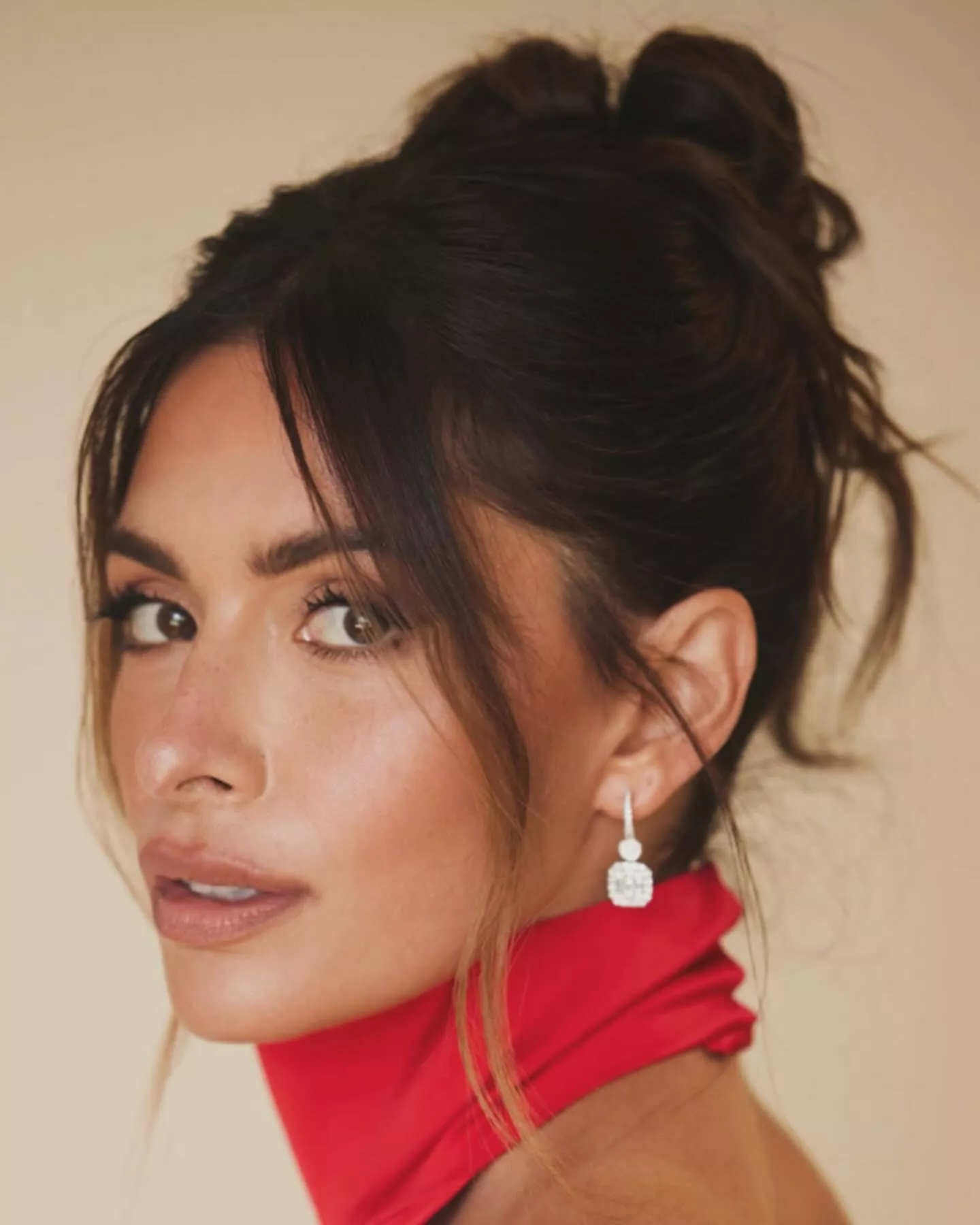 Sarah Shahi posted by KG101411