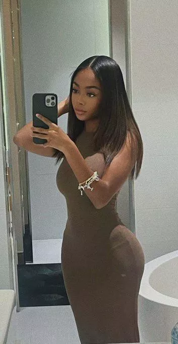 Skai Jackson body crazy posted by Theporngod225