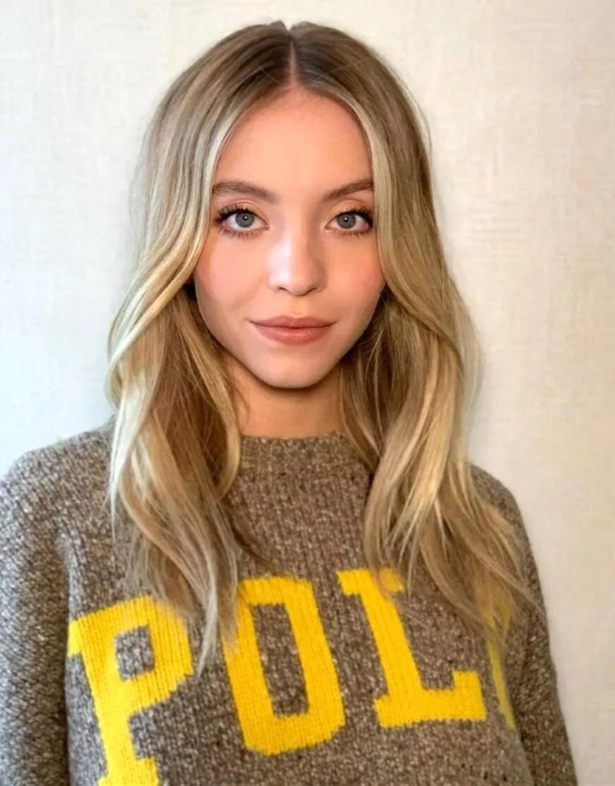 Sydney Sweeney posted by qwer5r