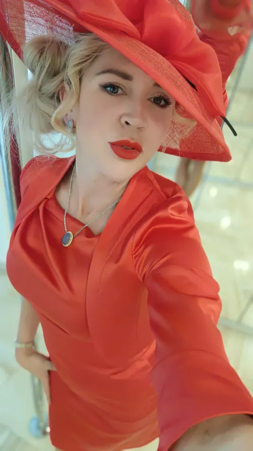 This 60 y/o loves to dress up for fancy banquets. by MILFKathy