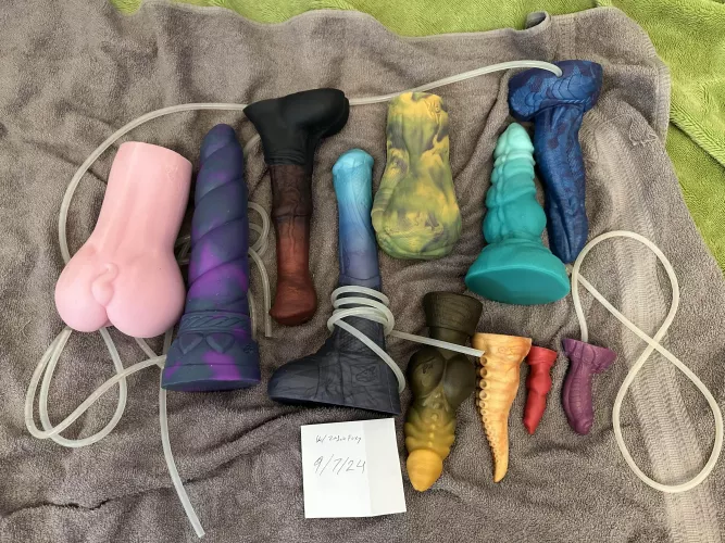[WTS](USA) bad dragon dildos, chance, nova, orochi, ect, and masturbators by zadokFoxy