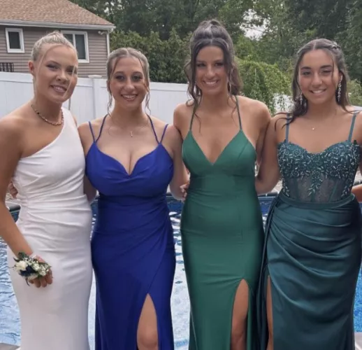 Before the party 🎉  by Bigstinkyfarts1