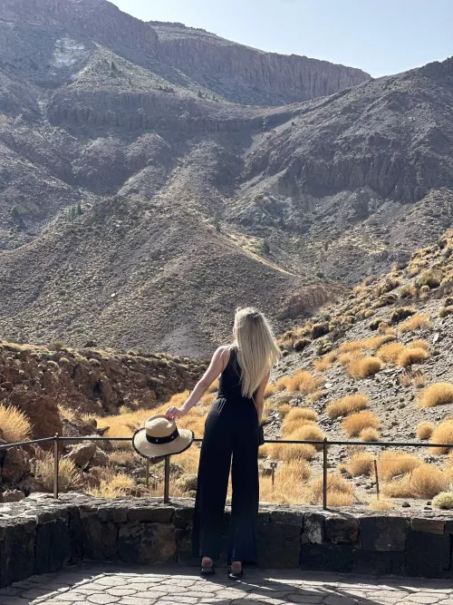 Classy, sophisticated, and utterly captivating by LaPrincesa_