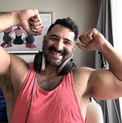 Daddy’s pits stink. What do you say boy? by jamthebigbear