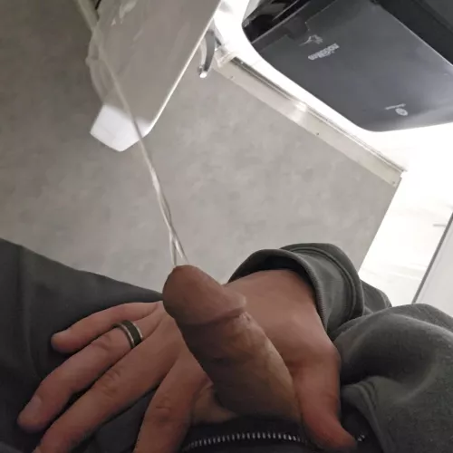 Isn't pee just the best?! by My_piss_porn69